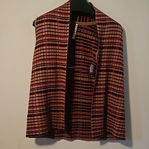 Leo & Nicole Sweaters - Leo & Nicole Red Brown Plaid Sleeveless Cardigan Size MP